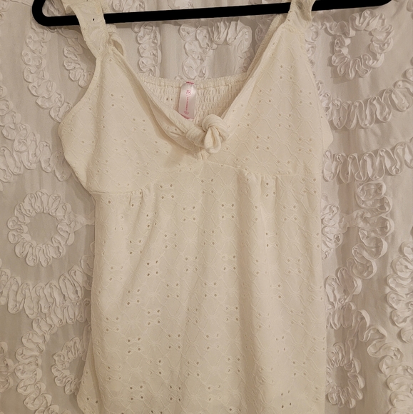 Summer Top - Picture 1 of 5